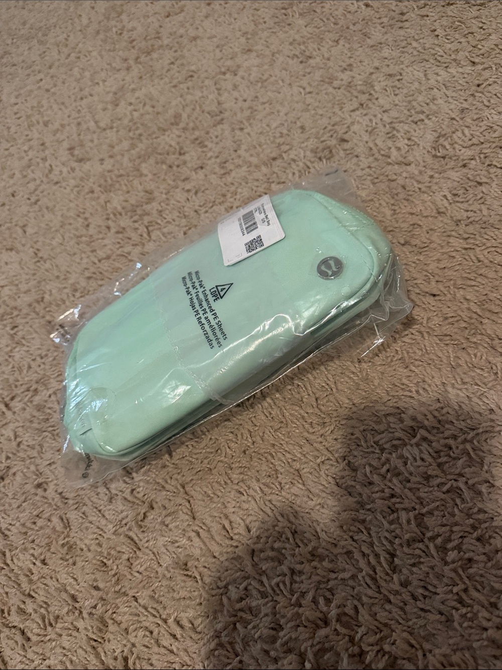 Mint Green lulu lemon belt bag